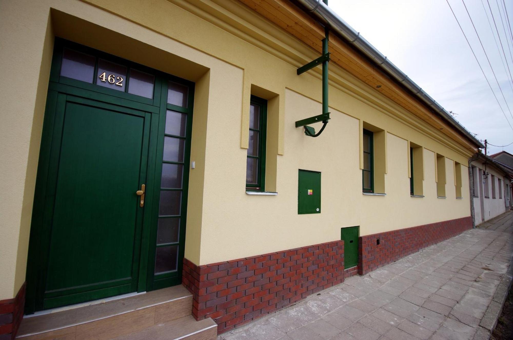 Pension Max Valtice Exterior photo